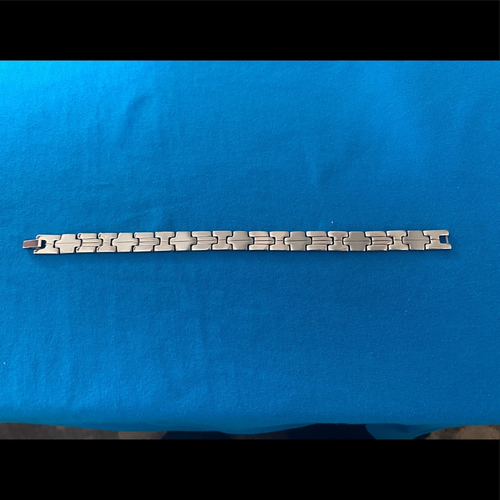 Men’s stainless steel bracelet
